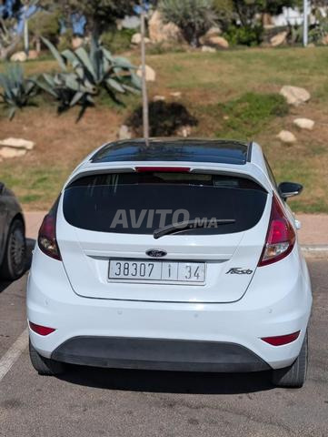 Ford Fiesta 2014 très bon état - 2