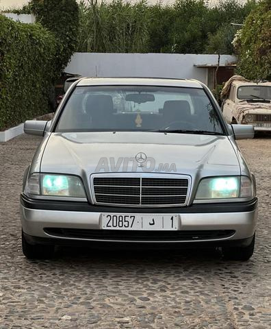 Mercedes Benz Classe C - 2