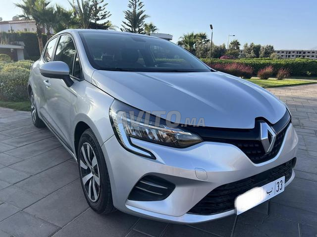 Neuf Clio 5 Diesel 1er main - 2