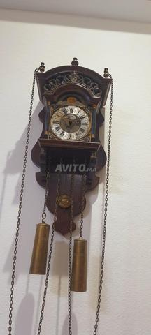 Très ancienne montre mécanique allemande de luxe