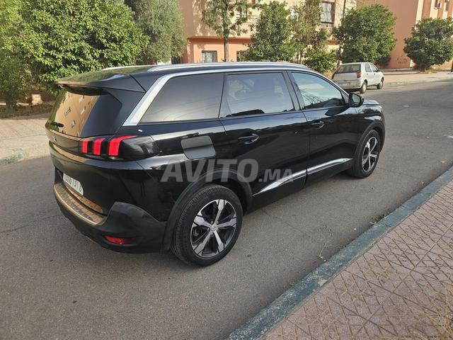 Peugeot 5008 Diesel Automatique 2020 à Marrakech