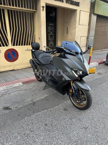Yamaha Tmax 560 - 2