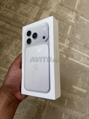 iPhone 17 pro Neuf - 2