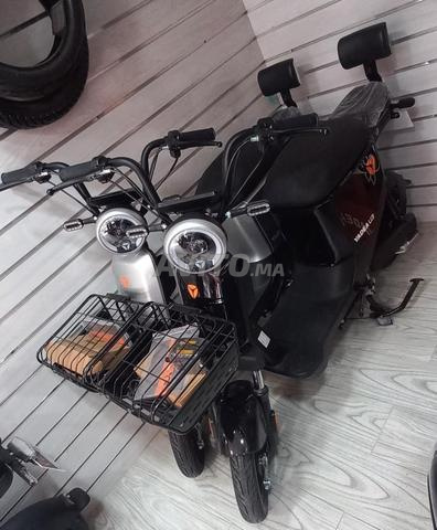 SCOOTER ÉLECTRIQUE YADEA U3 - 2