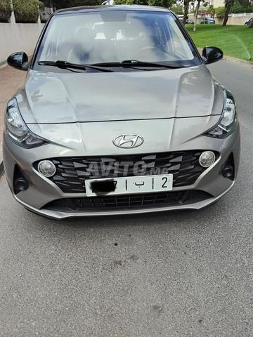 Voiture en très bon état, faible kilométrage - 2