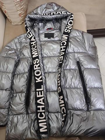 À vendre Michael Kors Travel Engineered 100% authentique