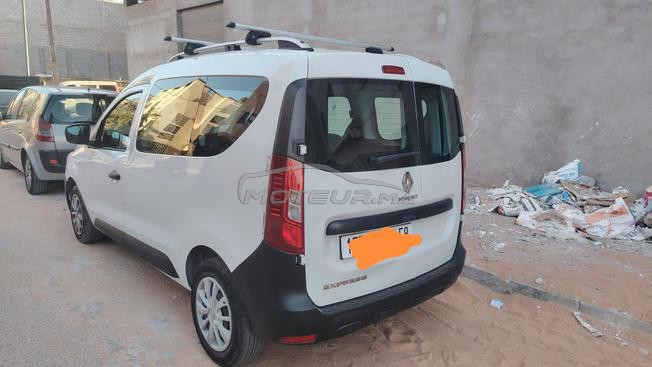 RENAULT EXPRESS 2023