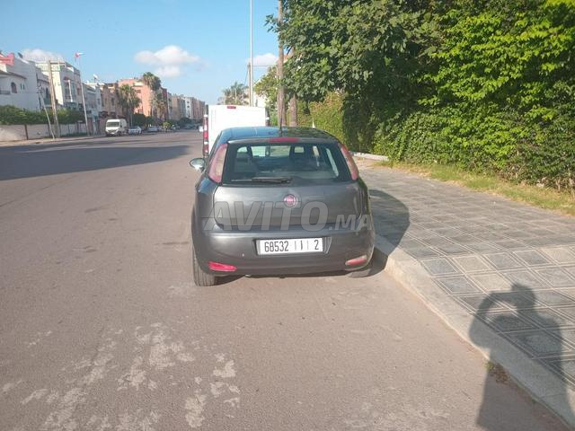 Fiat Punto Diesel 2016 à Casablanca - 2