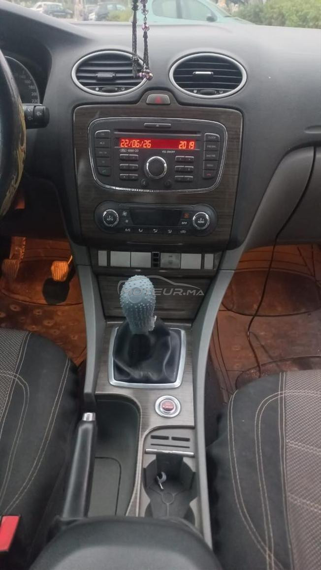 ford focus ghia 