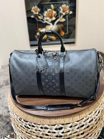 Sac de Voyage Louis Vuitton En Cuir LV6430