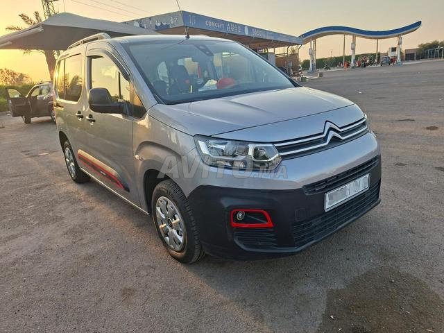 Citroen berlingo (modèle 2021) 1er main - 2