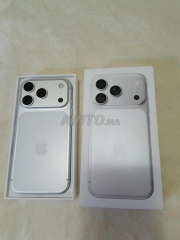 iPhone 17 Pro Silver Carte SIM - 2