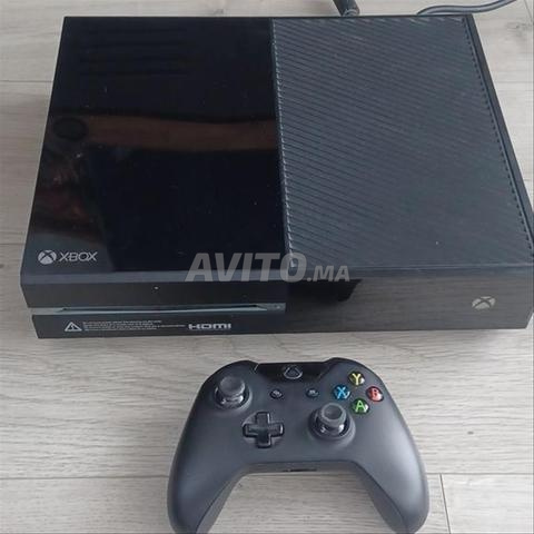 Xbox One avec jeux et casque - 2