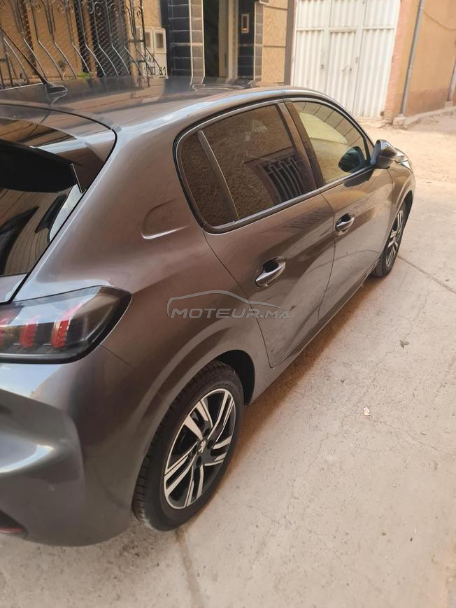 Peugeot 208 Diesel Manuelle 2023 à Meknès