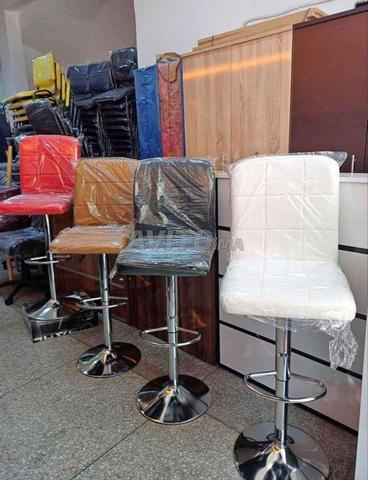 TABOURET ⭐ Design élégant et durable. - 2