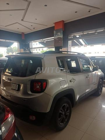 Jeep Renegade Diesel Automatique 2020 à Mohammedia - 2