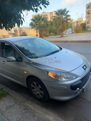 سيارة بيجو 307 - 2