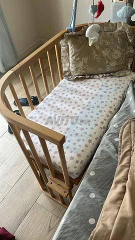 lit pour bébé avec matelas prix negociable - 2