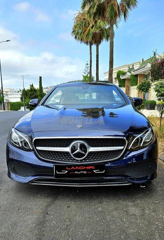 EXCELLENTE MERCEDES E COUPÉ 220D FASCINATION