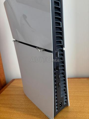 PS5 Slim Digitale - 2
