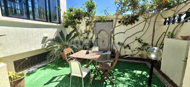 Appartement à louer 210 m² à Temara - 2