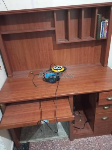 Un bureau de très bonne qualité - 2