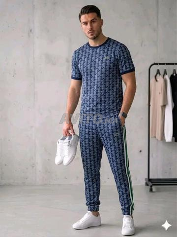 Dernières tenues Lacoste avec pantalon