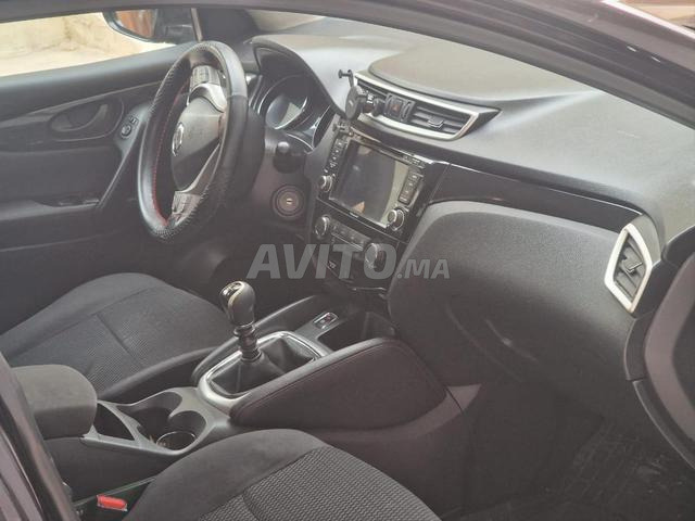Nissan Qashqai Diesel Manuelle 2015 à Fès - 2