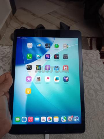 iPad 9 d'Allemagne MDM 64Go 2100dh