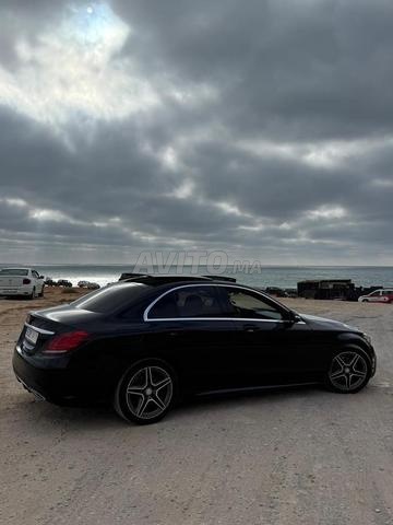Mercedes-Benz 200 Diesel Automatique 2019 à Rabat