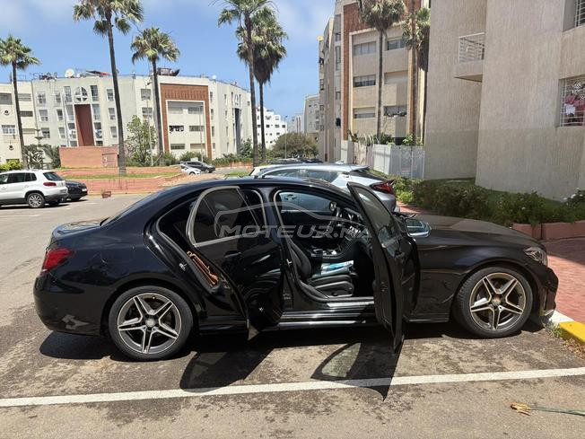 Mercedes-Benz 200 Diesel Automatique 2019 à Rabat