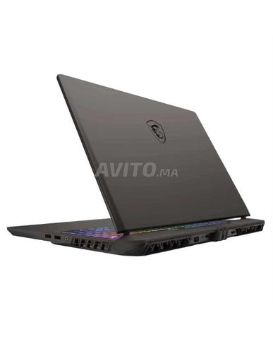 MSI Vector 16 HX Ryzen 9 RTX 5070 Ti - 2