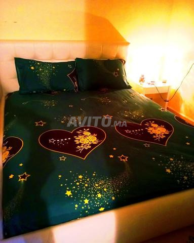Tête de lit, sommier et matelas - 2
