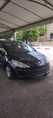 Une bonne voiture Peugeot 308 - 2