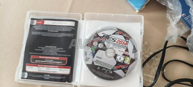 PlayStation 3 PS3 مع يد تحكم ولعبة PES 2014  - 2