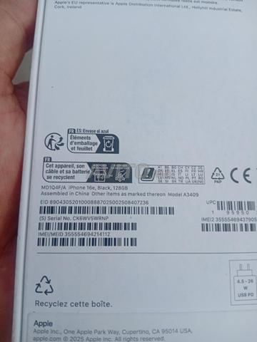 iPhone 16e - 2