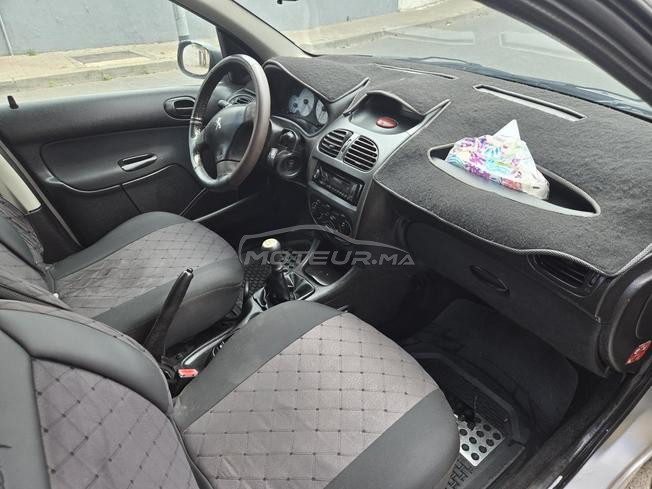Peugeot 2O6 HDi diesel 6 chv 