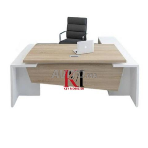 Bureau de Travail Moderne - 2