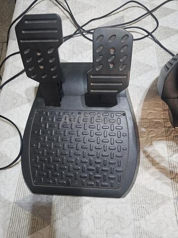 Volant Thrustmaster T150 PS4 / PS5 / PC à vendre - 2
