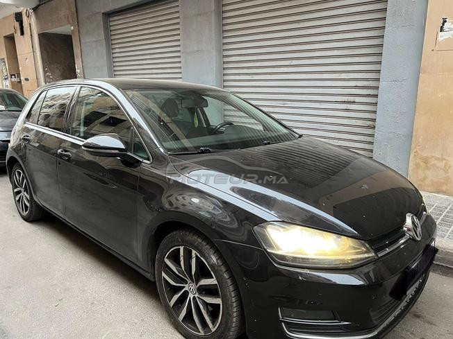 je mets une voiture a vendre 
