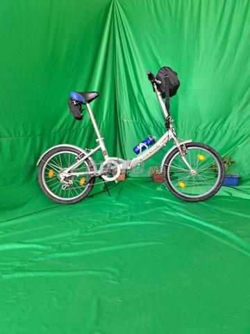 Vélo pliant aluminium avec tous les accessoires - 2