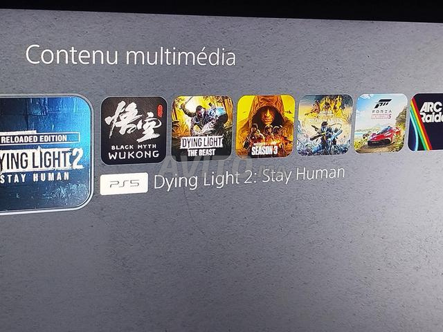 PS5 Digital و 7 ألعاب مع وحدتي تحكم - 2