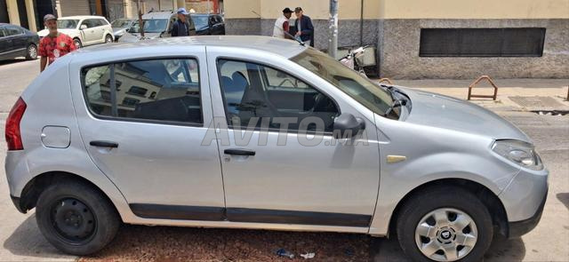 Dacia Sandero Diesel Manuelle 2010 à Casablanca - 2