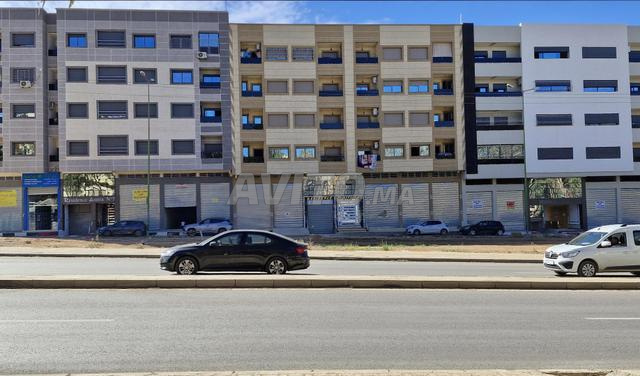 محلات تجارية، موقع استراتيجي على الطريق الوطنية N6 - 2