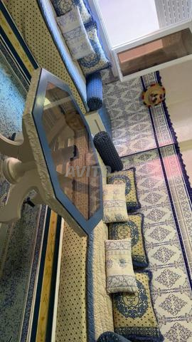 صالون للبيع بكل ما فيه حتى الطاولة - 2