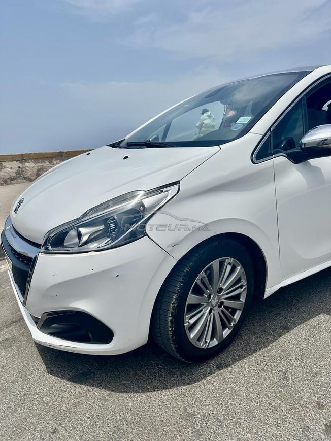 Peugeot 208 Diesel Manuelle 2017 à Casablanca