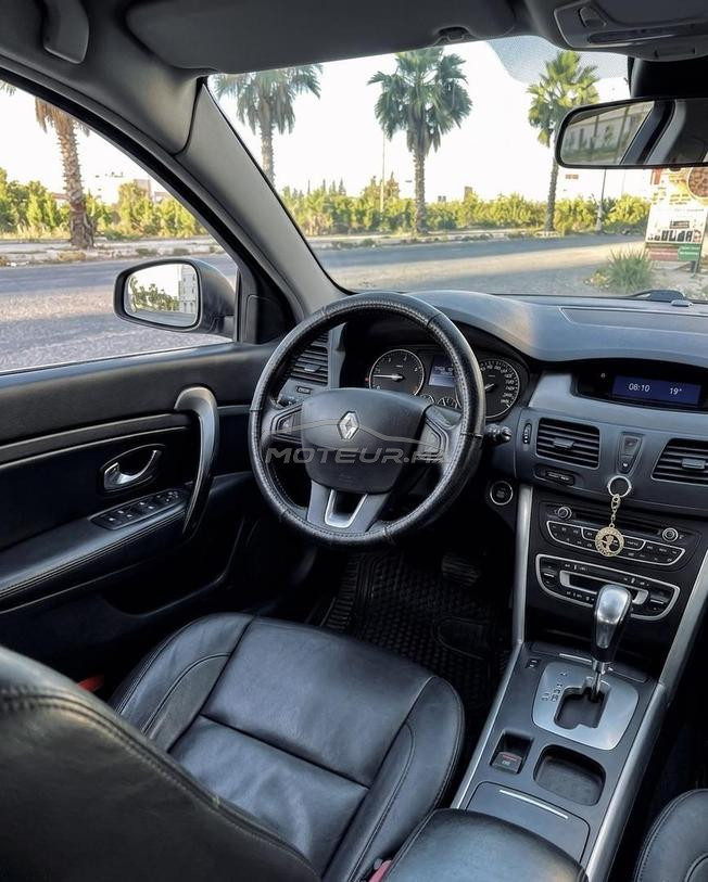 سيارة نقية تبارك الله Renault latitude 