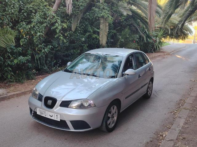 Seat Ibiza Essence 1.2L 7cv clim