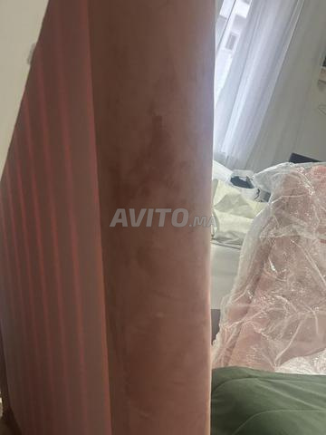 Lit rose poudré velours (vieux rose) 1m40/1m90 - 2