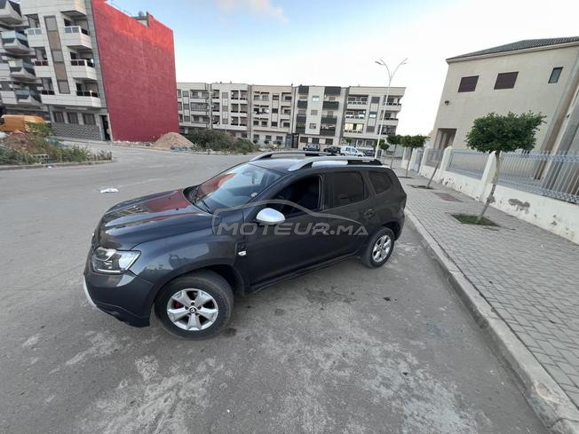Dacia duster très bon état 